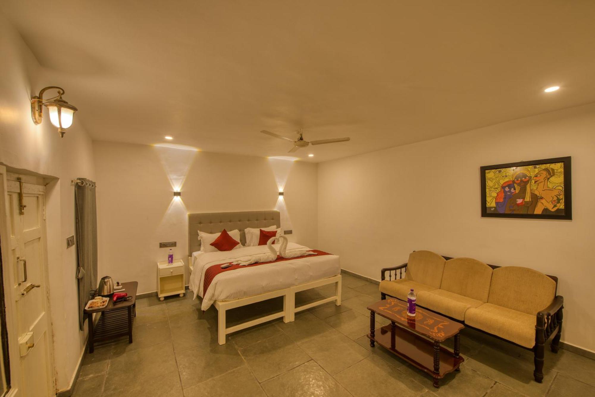 Le Epic Resort Virampattinam ภายนอก รูปภาพ