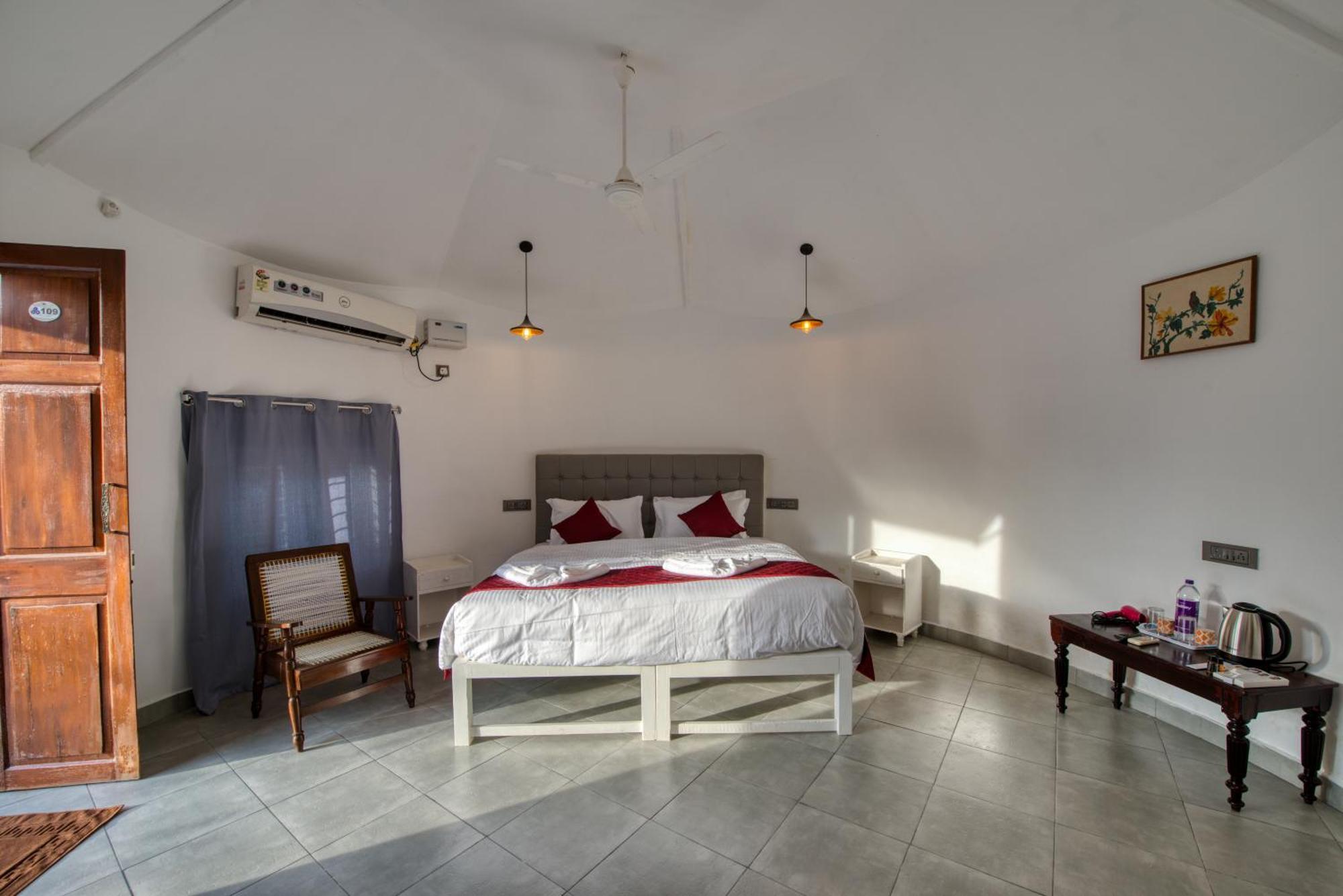 Le Epic Resort Virampattinam ภายนอก รูปภาพ
